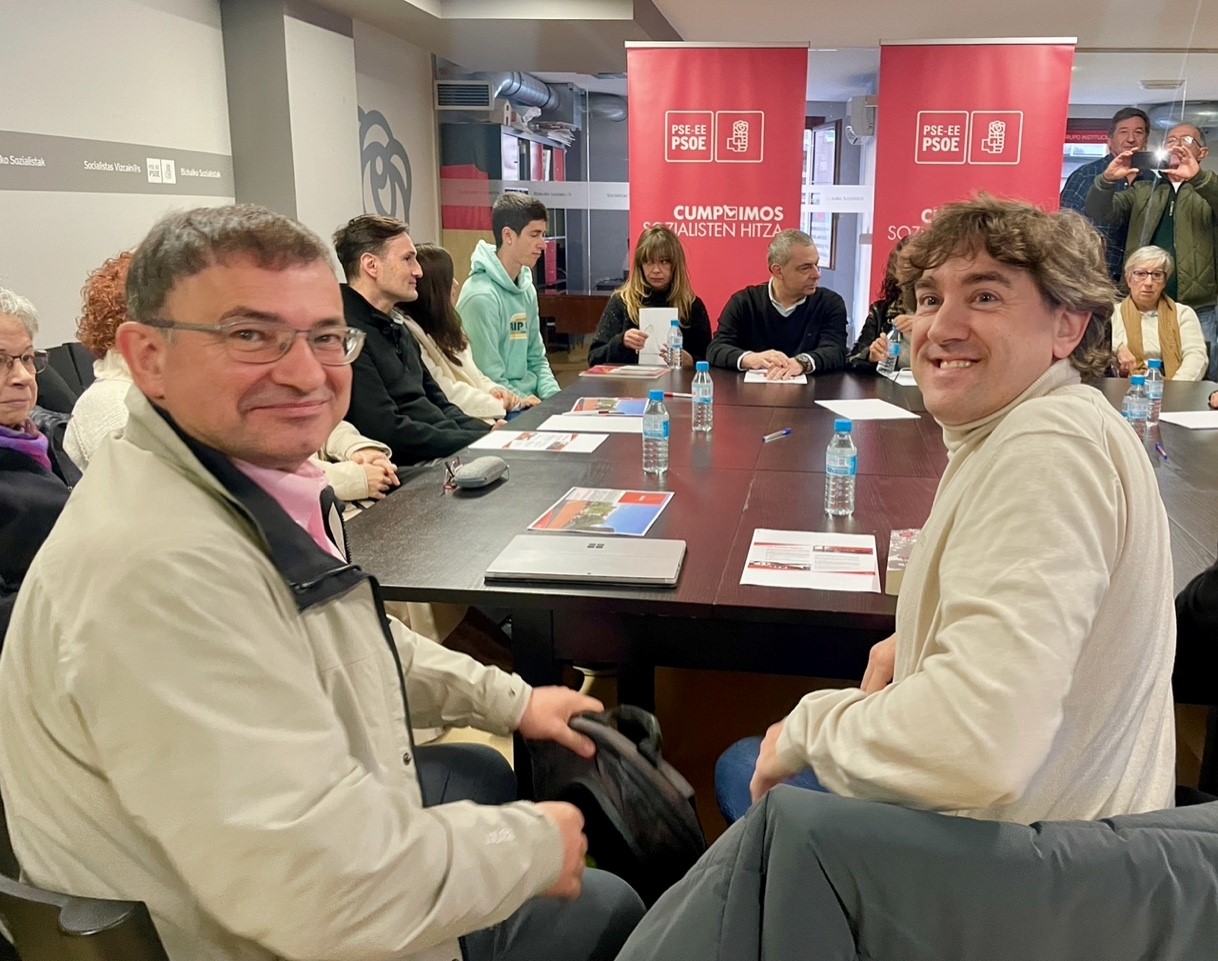 Jornada de trabajo en la Agrupación Socialista de Sestao, con Eneko Andueza y Carlos García de Andoin